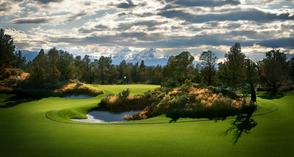 Set among the canvas of serene high desert terrain, lie two Pronghorn golf courses, offering the best of both worlds.