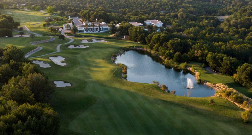 Las Colinas Golf & Country Club