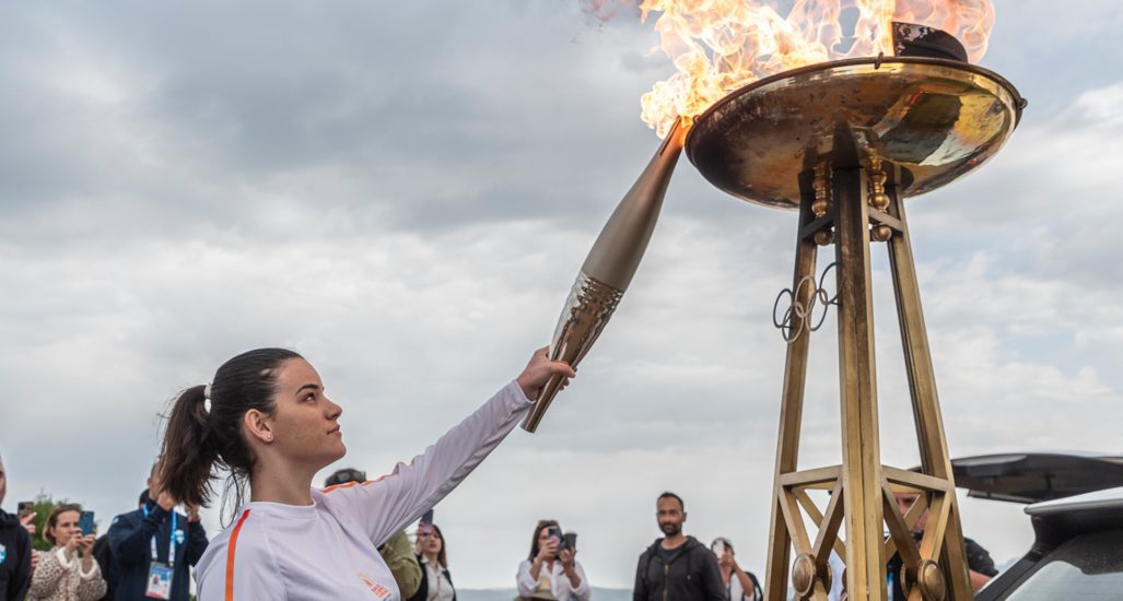 navarino-golf-academy-torchbearer_maritina-katsiroumpa